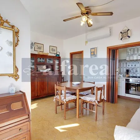 Elba, Fronte Mare, Terrazza E Posto Auto! By Alfareal * カスティリオーネ・デッラ・ペスカーイア